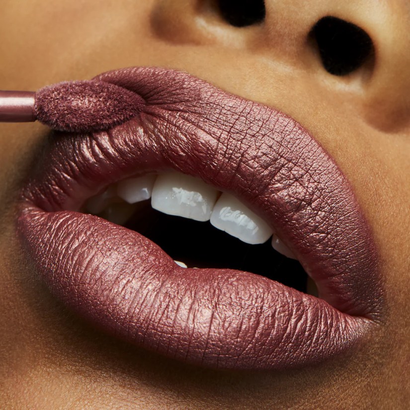 metallic lips